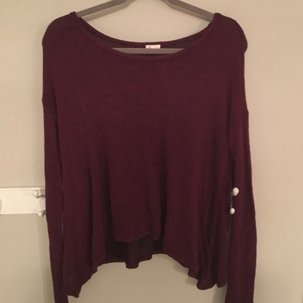 Maroon along Sleeve